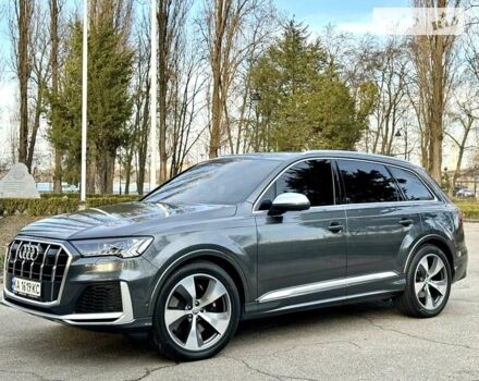 Серый Ауди SQ7, объемом двигателя 4 л и пробегом 99 тыс. км за 84500 $, фото 3 на Automoto.ua