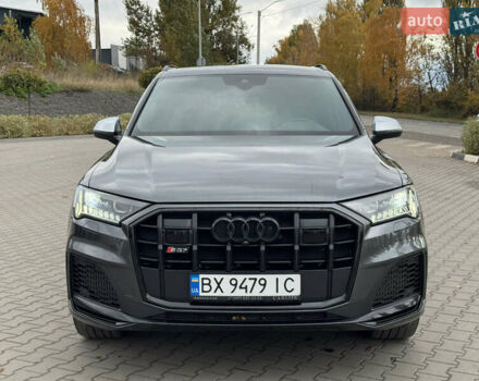 Сірий Ауді SQ7, об'ємом двигуна 4 л та пробігом 113 тис. км за 71900 $, фото 11 на Automoto.ua