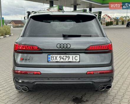 Сірий Ауді SQ7, об'ємом двигуна 4 л та пробігом 113 тис. км за 71900 $, фото 6 на Automoto.ua