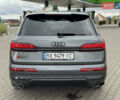 Сірий Ауді SQ7, об'ємом двигуна 4 л та пробігом 113 тис. км за 71900 $, фото 6 на Automoto.ua