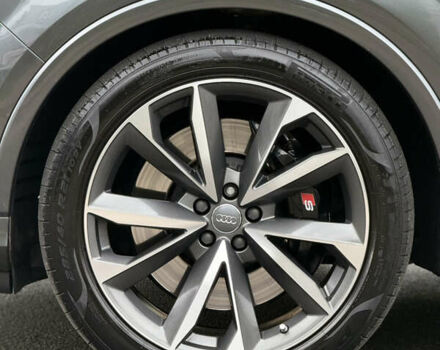 Серый Ауди SQ7, объемом двигателя 4 л и пробегом 114 тыс. км за 64900 $, фото 15 на Automoto.ua