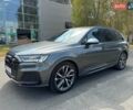 Сірий Ауді SQ7, об'ємом двигуна 4 л та пробігом 85 тис. км за 92000 $, фото 1 на Automoto.ua