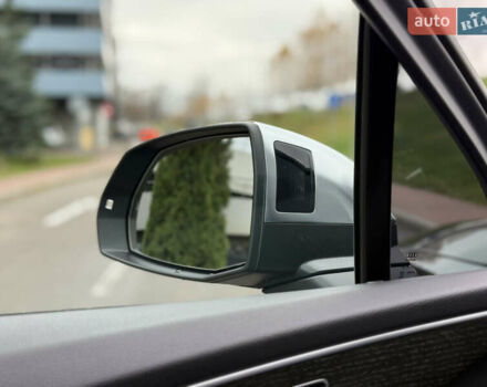 Серый Ауди SQ7, объемом двигателя 4 л и пробегом 114 тыс. км за 64900 $, фото 14 на Automoto.ua