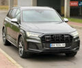Серый Ауди SQ7, объемом двигателя 4 л и пробегом 114 тыс. км за 64900 $, фото 2 на Automoto.ua