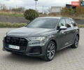 Сірий Ауді SQ7, об'ємом двигуна 4 л та пробігом 113 тис. км за 71900 $, фото 1 на Automoto.ua