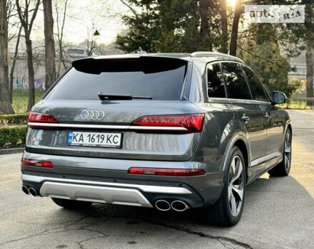 Сірий Ауді SQ7, об'ємом двигуна 4 л та пробігом 99 тис. км за 84500 $, фото 30 на Automoto.ua