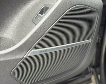 Серый Ауди SQ7, объемом двигателя 4 л и пробегом 114 тыс. км за 64900 $, фото 12 на Automoto.ua