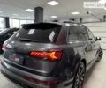 Сірий Ауді SQ7, об'ємом двигуна 4 л та пробігом 74 тис. км за 85500 $, фото 25 на Automoto.ua