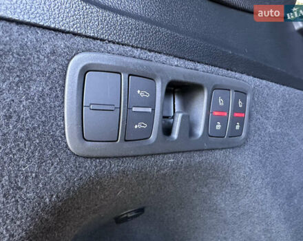 Серый Ауди SQ7, объемом двигателя 4 л и пробегом 55 тыс. км за 72000 $, фото 51 на Automoto.ua