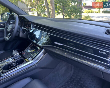 Серый Ауди SQ7, объемом двигателя 4 л и пробегом 55 тыс. км за 72000 $, фото 47 на Automoto.ua
