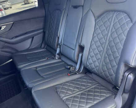 Серый Ауди SQ7, объемом двигателя 4 л и пробегом 55 тыс. км за 72000 $, фото 41 на Automoto.ua