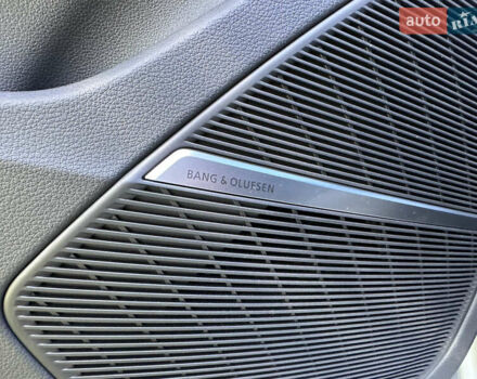 Серый Ауди SQ7, объемом двигателя 4 л и пробегом 55 тыс. км за 72000 $, фото 43 на Automoto.ua