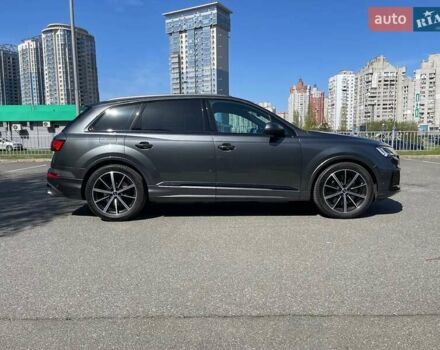 Серый Ауди SQ7, объемом двигателя 4 л и пробегом 45 тыс. км за 96500 $, фото 15 на Automoto.ua