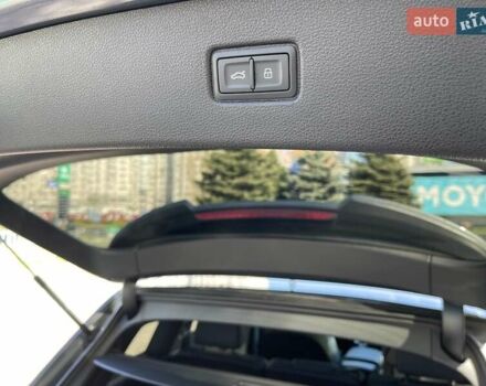 Серый Ауди SQ7, объемом двигателя 4 л и пробегом 45 тыс. км за 96500 $, фото 22 на Automoto.ua