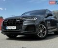 Серый Ауди SQ7, объемом двигателя 4 л и пробегом 65 тыс. км за 89900 $, фото 3 на Automoto.ua