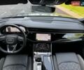 Серый Ауди SQ7, объемом двигателя 4 л и пробегом 65 тыс. км за 89900 $, фото 63 на Automoto.ua