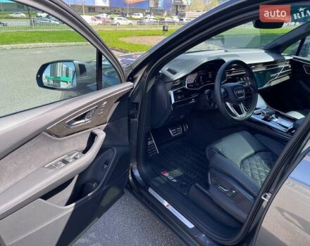 Серый Ауди SQ7, объемом двигателя 4 л и пробегом 45 тыс. км за 96500 $, фото 28 на Automoto.ua