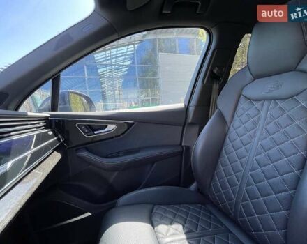 Серый Ауди SQ7, объемом двигателя 4 л и пробегом 45 тыс. км за 96500 $, фото 69 на Automoto.ua