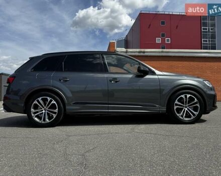 Серый Ауди SQ7, объемом двигателя 4 л и пробегом 65 тыс. км за 89900 $, фото 11 на Automoto.ua