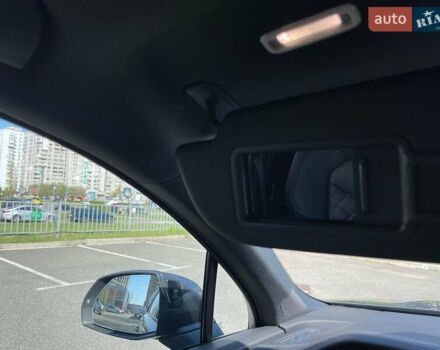 Серый Ауди SQ7, объемом двигателя 4 л и пробегом 45 тыс. км за 96500 $, фото 65 на Automoto.ua
