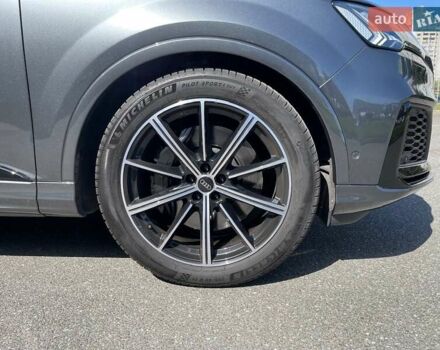 Серый Ауди SQ7, объемом двигателя 4 л и пробегом 45 тыс. км за 96500 $, фото 13 на Automoto.ua
