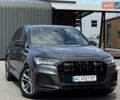 Серый Ауди SQ7, объемом двигателя 4 л и пробегом 65 тыс. км за 89900 $, фото 1 на Automoto.ua