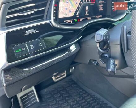 Серый Ауди SQ7, объемом двигателя 4 л и пробегом 45 тыс. км за 96500 $, фото 37 на Automoto.ua