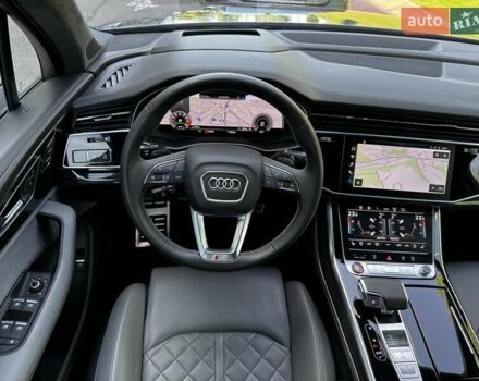 Серый Ауди SQ7, объемом двигателя 4 л и пробегом 65 тыс. км за 89900 $, фото 64 на Automoto.ua