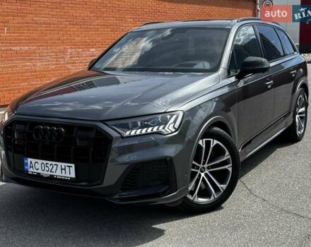 Серый Ауди SQ7, объемом двигателя 4 л и пробегом 65 тыс. км за 89900 $, фото 4 на Automoto.ua
