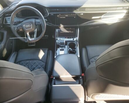 Сірий Ауді SQ7, об'ємом двигуна 4 л та пробігом 27 тис. км за 53000 $, фото 7 на Automoto.ua