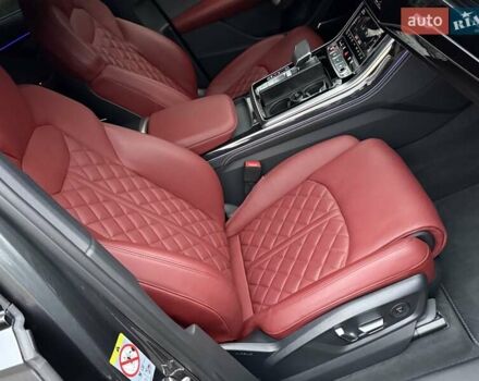 Серый Ауди SQ7, объемом двигателя 4 л и пробегом 24 тыс. км за 112950 $, фото 98 на Automoto.ua