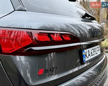 Серый Ауди SQ7, объемом двигателя 4 л и пробегом 24 тыс. км за 112950 $, фото 40 на Automoto.ua