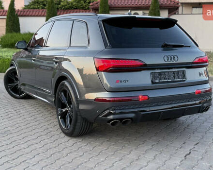 Серый Ауди SQ7, объемом двигателя 4 л и пробегом 1 тыс. км за 115900 $, фото 6 на Automoto.ua