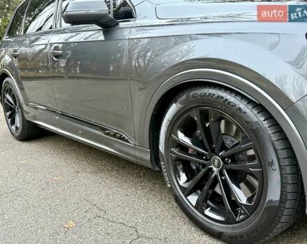 Серый Ауди SQ7, объемом двигателя 4 л и пробегом 24 тыс. км за 112950 $, фото 37 на Automoto.ua