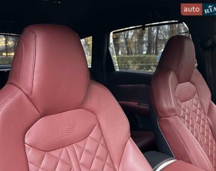 Серый Ауди SQ7, объемом двигателя 4 л и пробегом 24 тыс. км за 112950 $, фото 100 на Automoto.ua