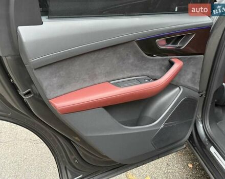 Серый Ауди SQ7, объемом двигателя 4 л и пробегом 24 тыс. км за 112950 $, фото 73 на Automoto.ua