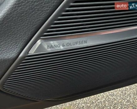 Серый Ауди SQ7, объемом двигателя 4 л и пробегом 24 тыс. км за 112950 $, фото 60 на Automoto.ua