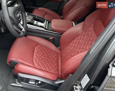 Серый Ауди SQ7, объемом двигателя 4 л и пробегом 24 тыс. км за 112950 $, фото 64 на Automoto.ua