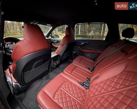 Серый Ауди SQ7, объемом двигателя 4 л и пробегом 24 тыс. км за 112950 $, фото 78 на Automoto.ua