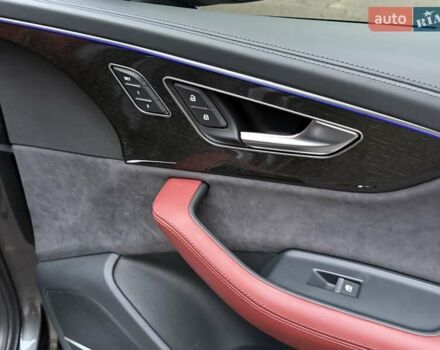 Серый Ауди SQ7, объемом двигателя 4 л и пробегом 24 тыс. км за 112950 $, фото 95 на Automoto.ua