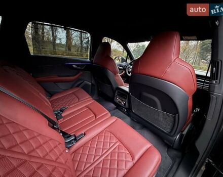 Серый Ауди SQ7, объемом двигателя 4 л и пробегом 24 тыс. км за 112950 $, фото 90 на Automoto.ua