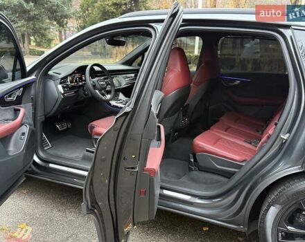 Серый Ауди SQ7, объемом двигателя 4 л и пробегом 24 тыс. км за 112950 $, фото 79 на Automoto.ua