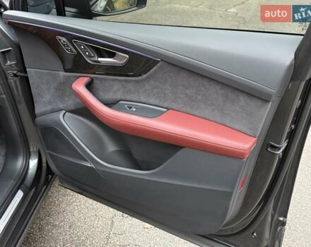 Серый Ауди SQ7, объемом двигателя 4 л и пробегом 24 тыс. км за 112950 $, фото 94 на Automoto.ua