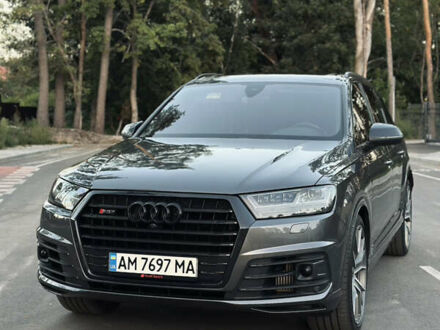 Сірий Ауді SQ7, об'ємом двигуна 3.96 л та пробігом 122 тис. км за 61900 $, фото 1 на Automoto.ua