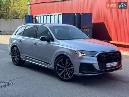 Сірий Ауді SQ7, об'ємом двигуна 4 л та пробігом 90 тис. км за 64900 $, фото 1 на Automoto.ua