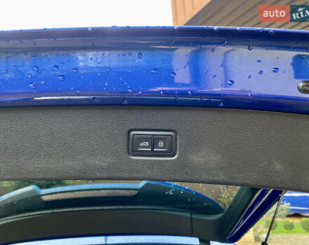 Синий Ауди SQ7, объемом двигателя 3.96 л и пробегом 220 тыс. км за 38000 $, фото 32 на Automoto.ua