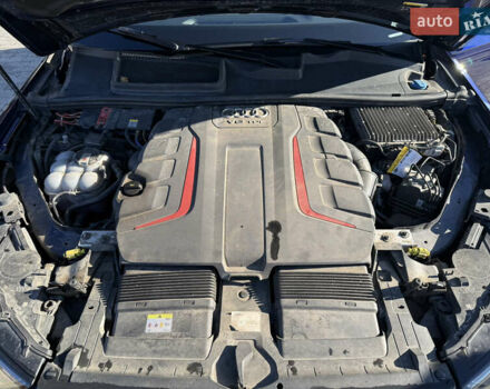 Синий Ауди SQ7, объемом двигателя 3.96 л и пробегом 176 тыс. км за 78000 $, фото 19 на Automoto.ua