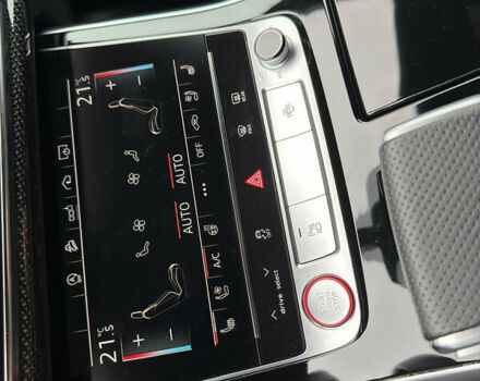 Синий Ауди SQ7, объемом двигателя 4 л и пробегом 185 тыс. км за 74999 $, фото 78 на Automoto.ua