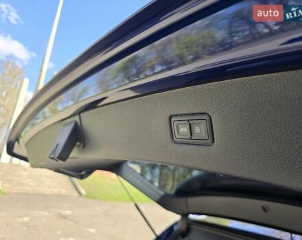 Синий Ауди SQ7, объемом двигателя 4 л и пробегом 182 тыс. км за 68800 $, фото 63 на Automoto.ua