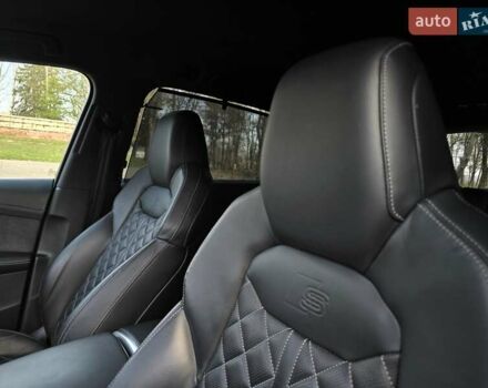 Синий Ауди SQ7, объемом двигателя 4 л и пробегом 182 тыс. км за 68800 $, фото 45 на Automoto.ua